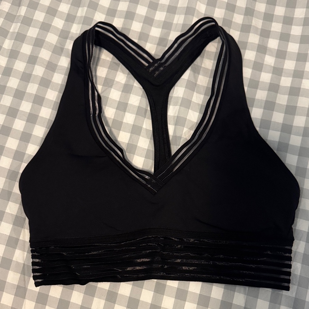 Lululemon V neck, Mesh sports bra, black size 4